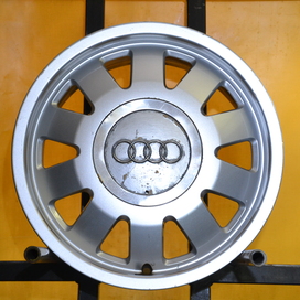 Használt Audi (1/4-2294)(HA3522197)(JF)Használt alufelni 15coll 5x112