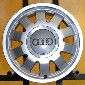 Használt Audi (1/4-2294)(HA3522197)(JF)Használt alufelni 15coll 5x112