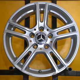 Használt Mercedes (2/4-2311)(HA3558983)(JF)Használt alufelni 16coll 5x112