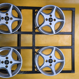 Használt Mitsubishi-KIA-Hyundai-Mazda-Toyota-Suzuki (1/5-2314)Használt alufelni 13coll 4x100